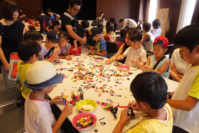 熊本市現代美術館 CAMK Blog::～子どもたちへ笑顔を～レゴブロックで 